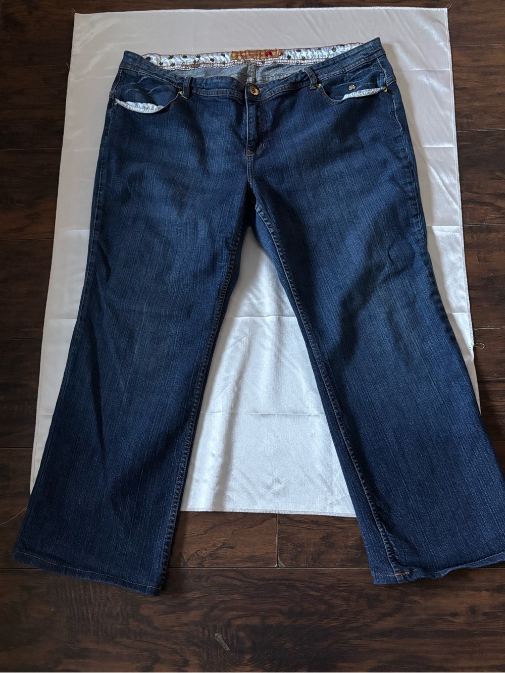 Apple Bottoms Women's Dark Indigo Bootcut Jeans Y2K size 21/22